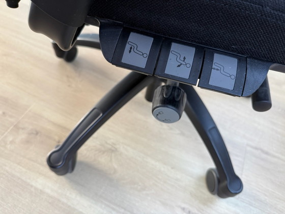 Chaise de bureau ergonomique RH Logic 300 pour personnes de petite taille – Chaises de bureau, Plastique (photo 4 of 5)