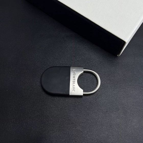 Un nuovissimo portachiavi Montblanc – Regali, Metal (photo 5 of 7)