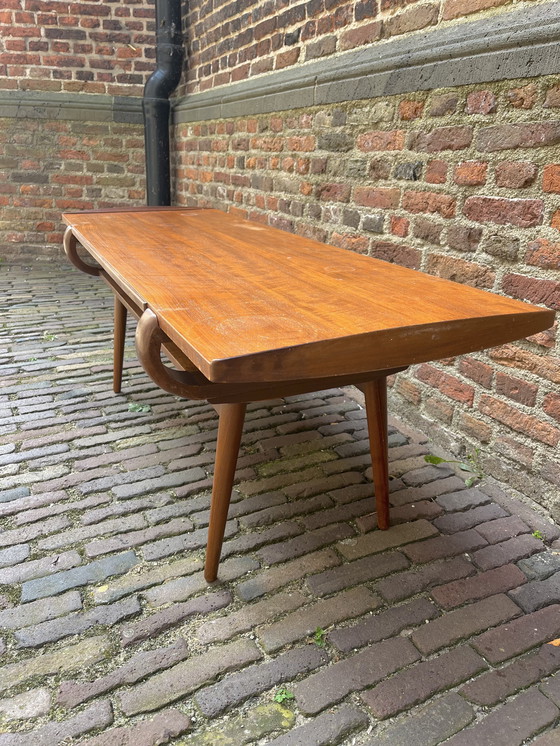 Image 1 of Table basse vintage avec plateau réversible en bois