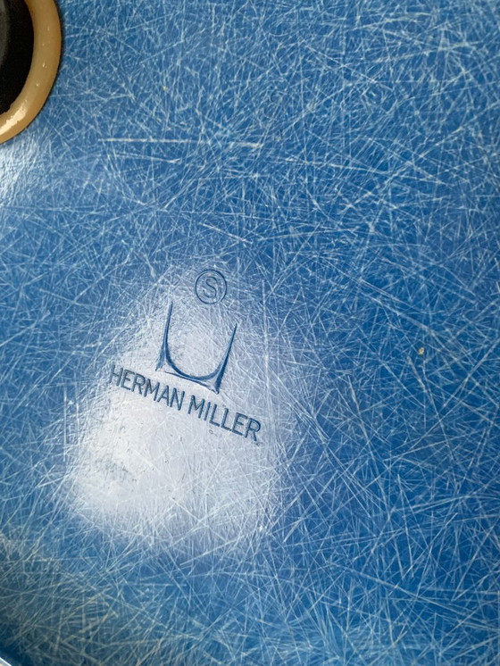 Image 1 of vintage Eames stoel