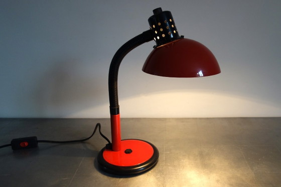 Lámpara de escritorio Aluminor años 70, Lámparas de mesa, Metal, Plástico, Rojo, Retro (foto 4 de 10)