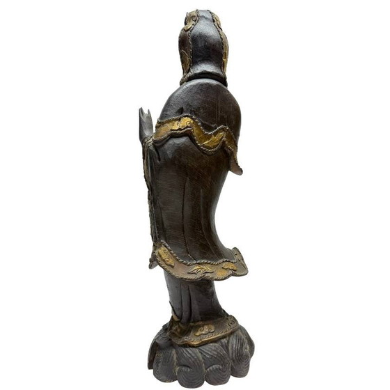 Guanyin (Avalokiteshvara) de pie – Estatua de madera con restos de dorado, período Qing – Esculturas, Wood (photo 6 of 9)