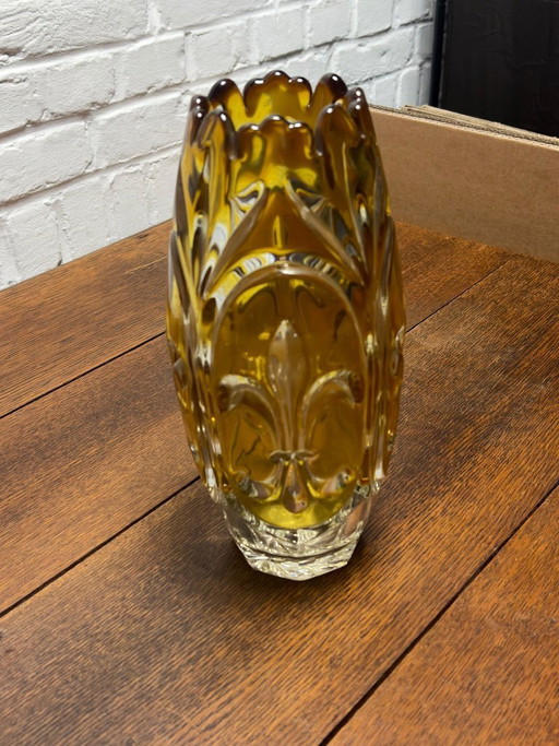 Vintage Handgeslepen Kristallen Vaas – Goudgeel/Amber – Fleur-de-lis
