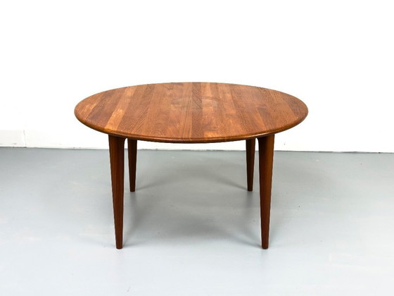 Image 1 of Circular Teak Coffee Table from Mikael Laursen, 1960s