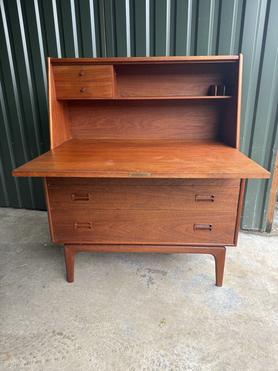 Image 1 of Il segretario danese del teak Arne Hovmand-Olsen