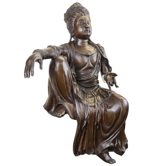 Monumentale Statua Antica Francese in Bronzo di Guanyin "Monet" – Unico Angolo-Sitter Stile Reale Alto (57 (photo 2 of 11)