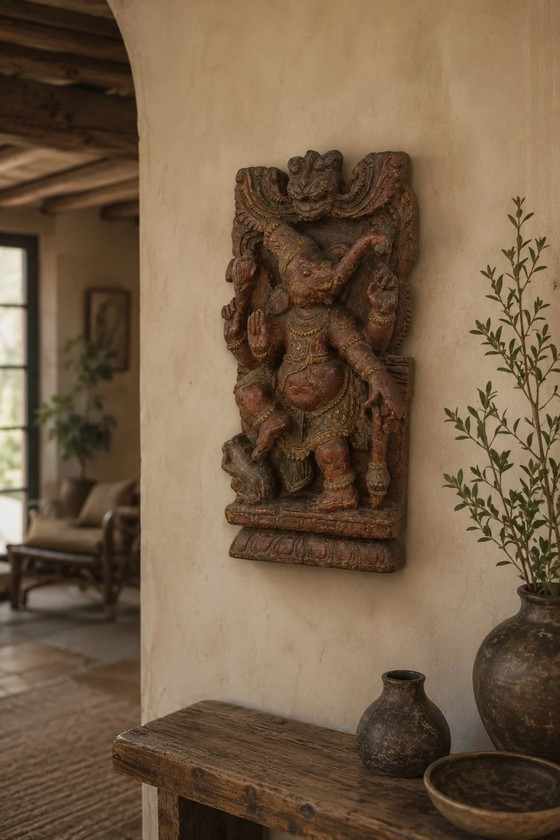 Pannello di Tempio Polìcromo Indiano del Sud Antico – Ganesha – circa 1820 – 49 cm – Decorazioni murali (photo 2 of 5)