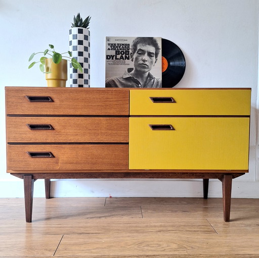 piccola credenza vintage