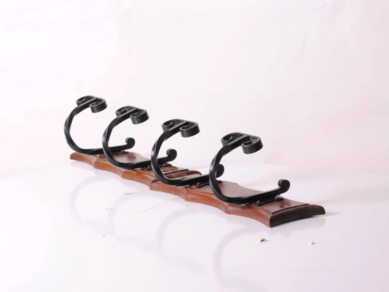 Image 1 of portes manteau en bois et fer forgé, lot de deux