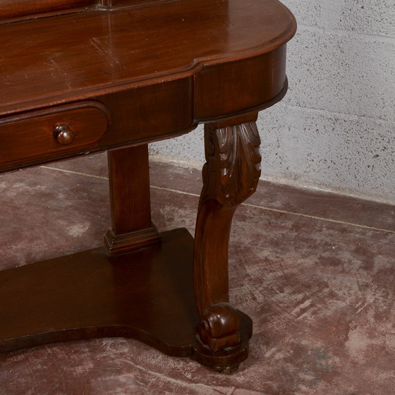 Mahogany desk – Desk lamps (photo 9 of 12)