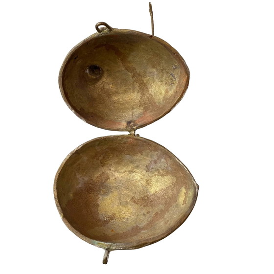 Antiker indischer Messing-Pfau Paan Dan aus dem 19. Jahrhundert – Betelnussdose – 1,6 kg – Dekorative Objekte (photo 9 of 9)