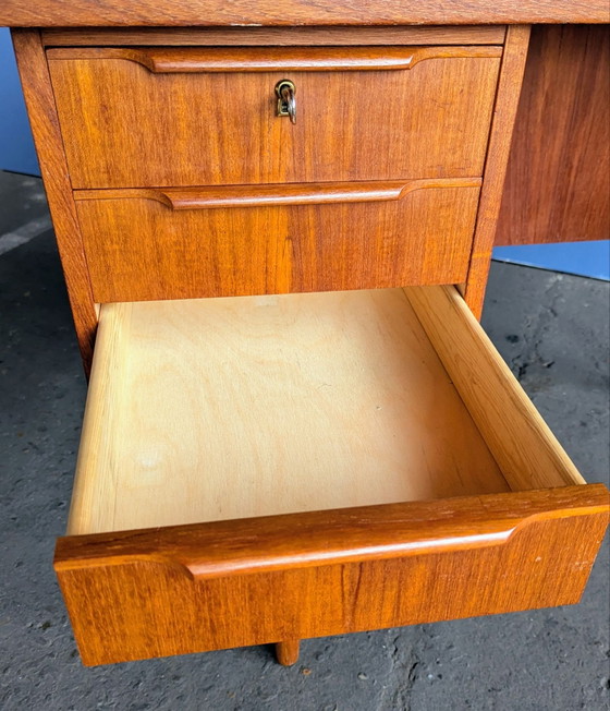 Scrivanie danese vintage in teak autoportante, anni '60, Legno, Marrone (foto 8 di 15)
