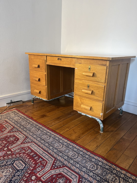 Image 1 of Houten bureau uit de jaren 70