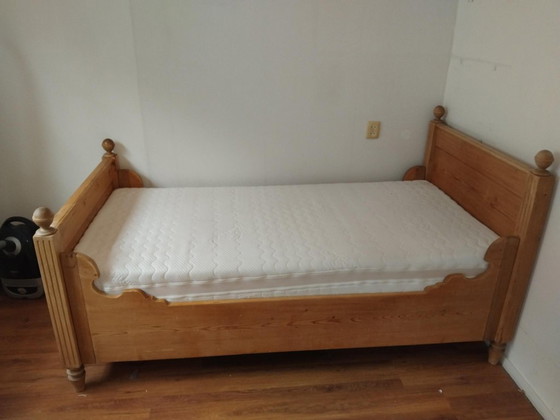 Houten eenpersoonsbed met klassieke uitstraling – Eenpersoonsbedden, Wood (photo 5 of 5)
