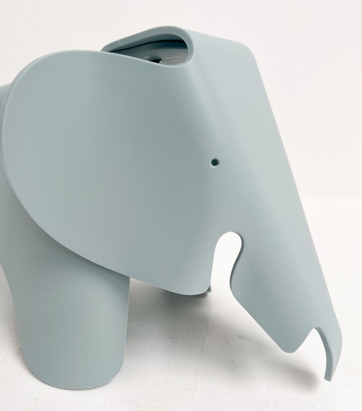Vitra Eames Elefant von Charles & Ray Eames