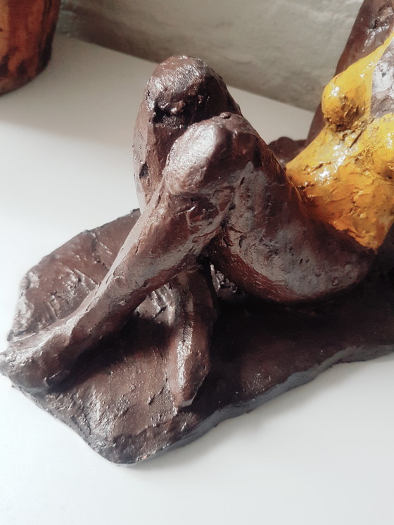 Image 1 of Femme assise en maillot de bain, pâte à modeler