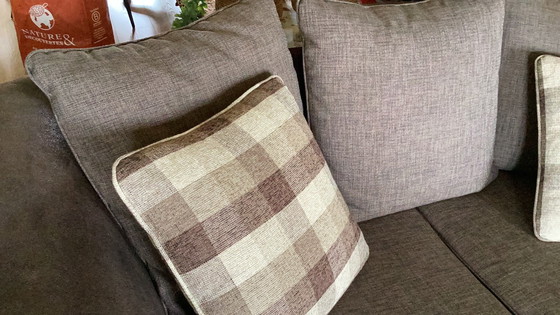 Image 1 of Magnifiques modèles 3 et 2 places