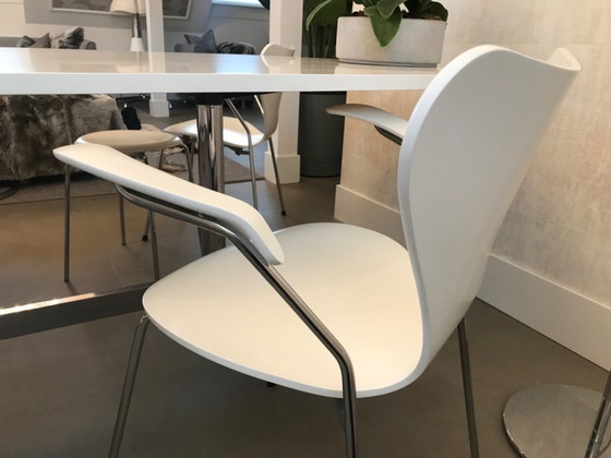 4x Butterfly Chair with armrest and 1 stool - Arne Jacobsen – Fritz Hansen, Dining chairs, Metal, Wood (photo 4 of 10)