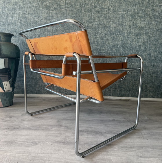Image 1 of Vintage Wassily stoel – Cognacbruin leer – Fasem