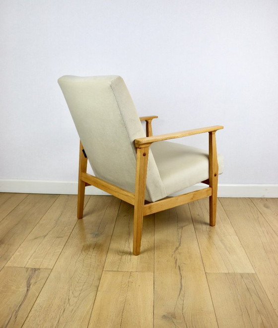 Image 1 of Classic armchair Vintage 70s beige - Jade series