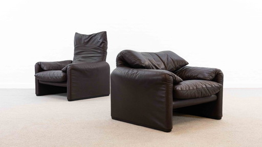 Maralunga Set of 2 Easy Chairs by Vico Magistretti for Cassina
