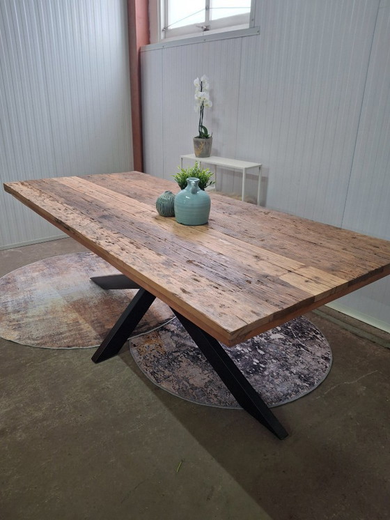 Image 1 of Robusto tavolo da pranzo in legno di fienile, 220x100cm con gambe in metallo