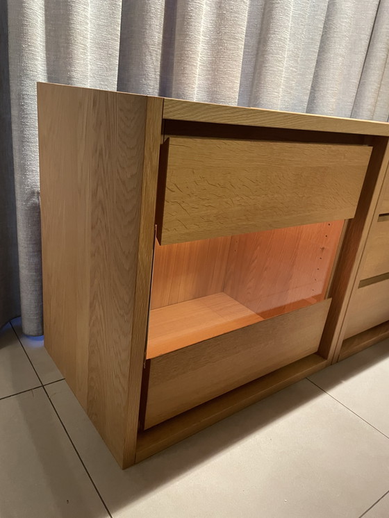 Image 1 of Buffet modulaire en chêne avec éclairage intégré