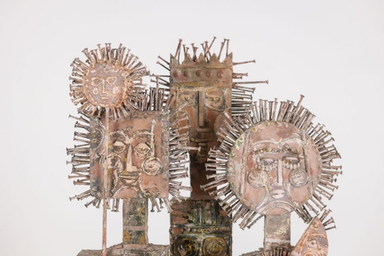 Image 1 of Lawrence. Doppelseitige, geschnitzte Holzskulptur. 20. Jahrhundert.