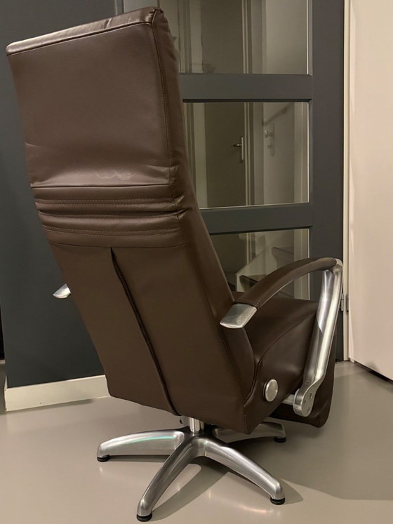 2 sillones reclinables ajustables Montel, cuero marrón oscuro. – Leather (photo 3 of 6)