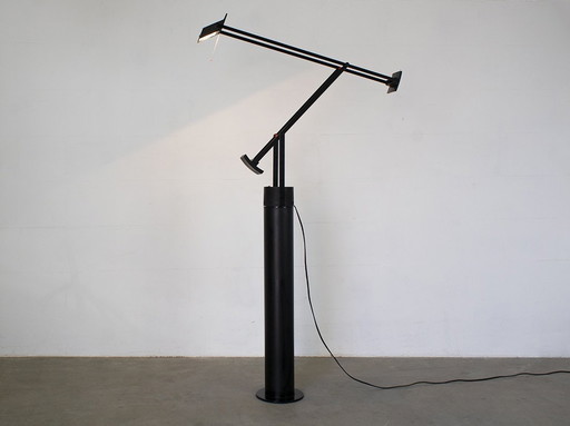 Artemide Tizio Lampadaire Design Richard Sapper