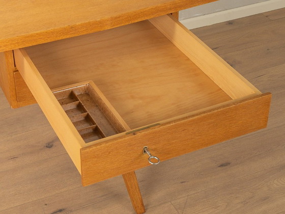 Image 1 of Bureau des années 1950, vintage