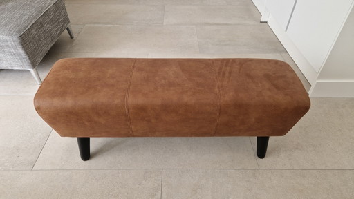 Cognac stool