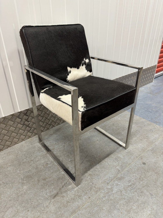Image 1 of Silla de diseño de lujo en aluminio cromado con piel de vaca auténtica.