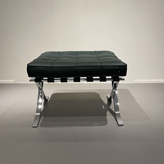 Image 1 of Knoll Set Barcelona New-Never Used Black Leather Design by Ludwig Mies Van Der Rohe and Lilly Reich 1929