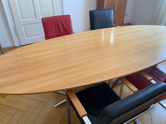 Image 1 of Mesa de conferencias/comedor con 4 sillas