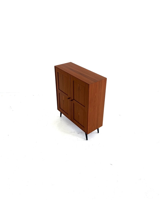 Armoire murale vintage danoise en teck, années 1960 – Armoires murales, Wood (photo 8 of 8)
