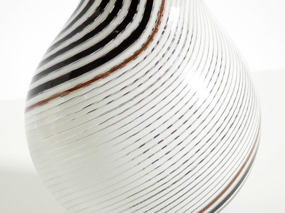 Image 1 of Wunderschöne italienische Murano-Glasvase aus der Mitte des 20. Jahrhunderts von Dino Martens für Aureliano Toso