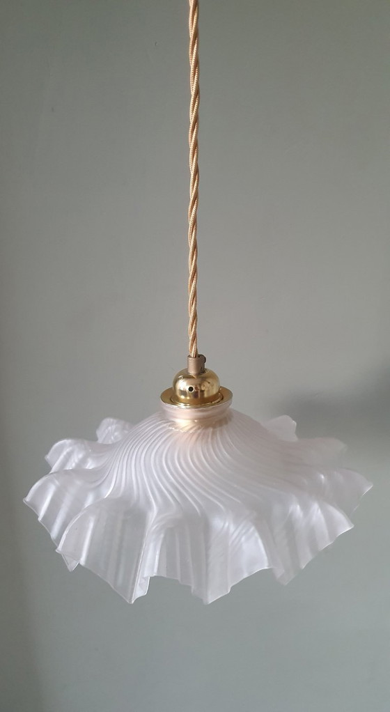 Image 1 of Lampada a sospensione francese vintage in vetro satinato in stile Clichy.