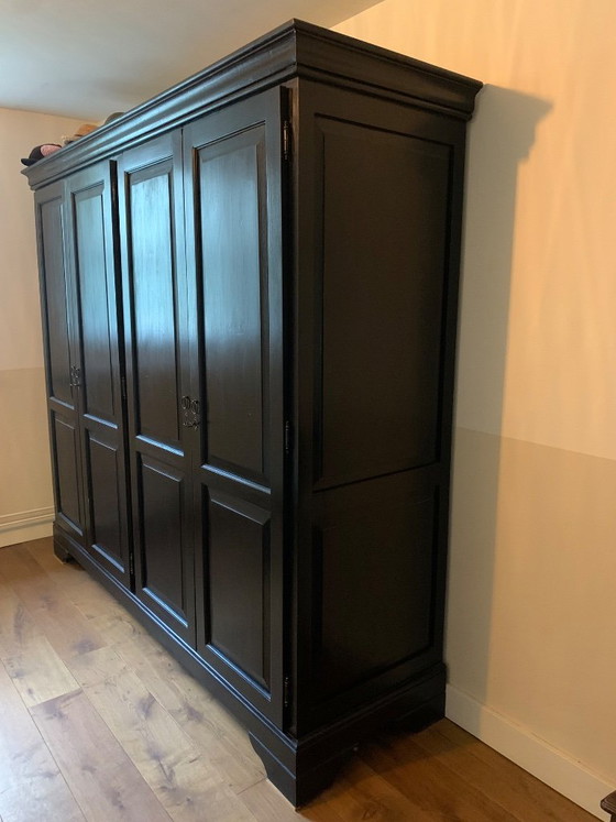Armadio classico in rovere fatto a mano – Legno (photo 2 of 12)