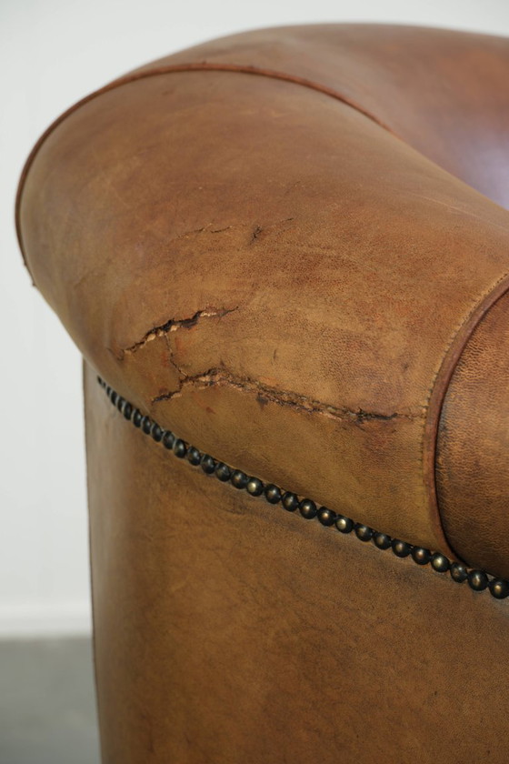 Geleefde schapenleren clubfauteuil met een mooi vintage patina en een comfortabele zit – Leather (photo 11 of 13)