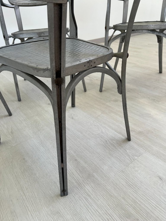 Image 1 of Aluminiumstühle - Avec-Plakette « Gaston Viort - Salon de Provence »