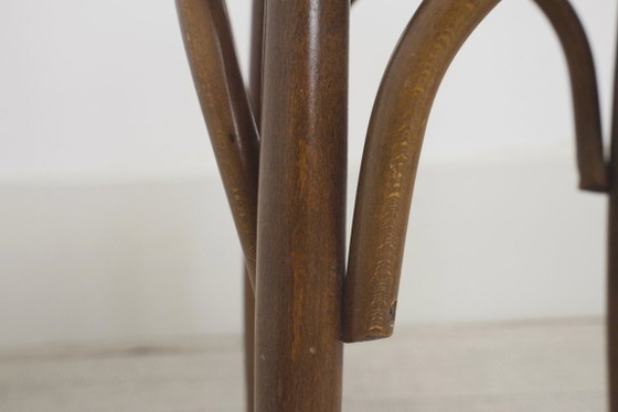 Sgabello vintage in stile Thonet in canna curvata, supporto per piante con seduta rotonda in rattan, (photo 8 of 16)