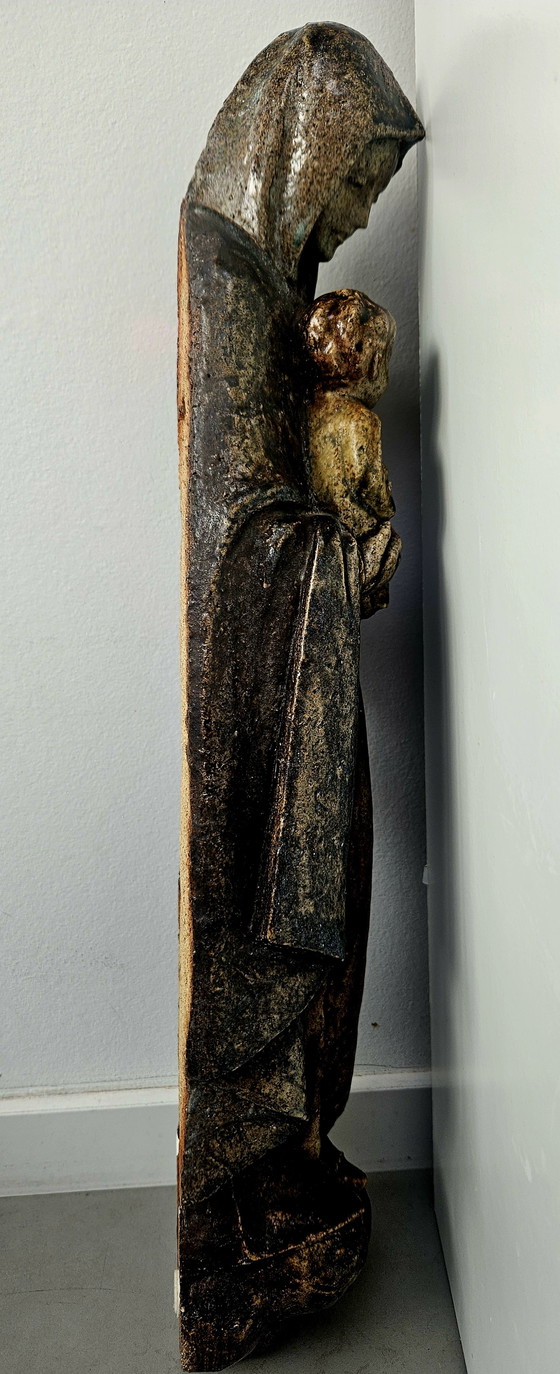 Image 1 of Ceramic statue of Mary wall model