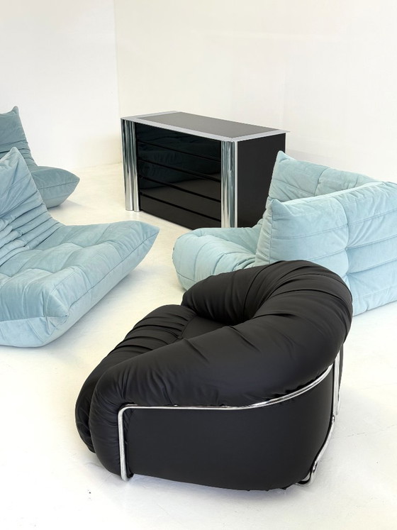 Image 1 of Poltrone italiane in stile Space Age, nere