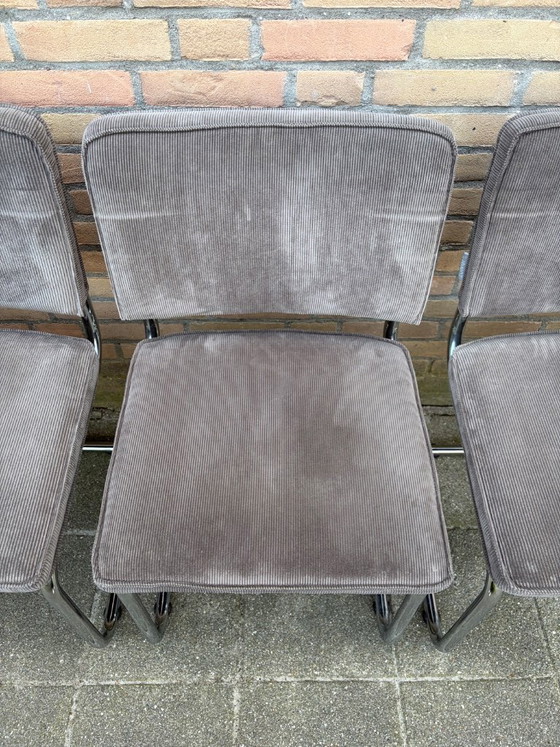 Image 1 of 6 sillas Zuiver Ridge Rib con estructura tubular