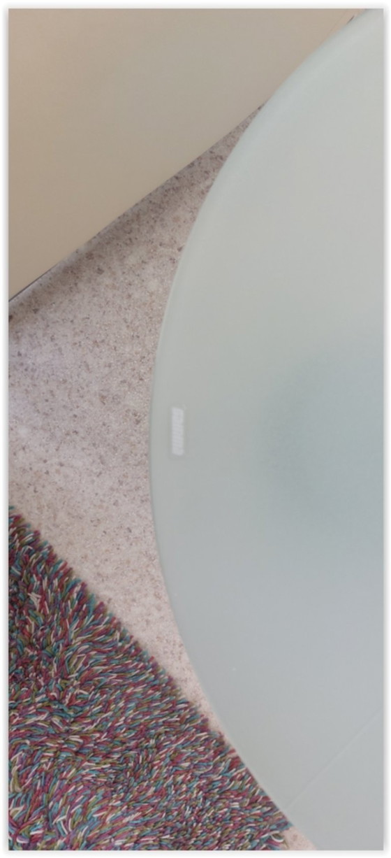 Image 1 of Almost new Round Side Table