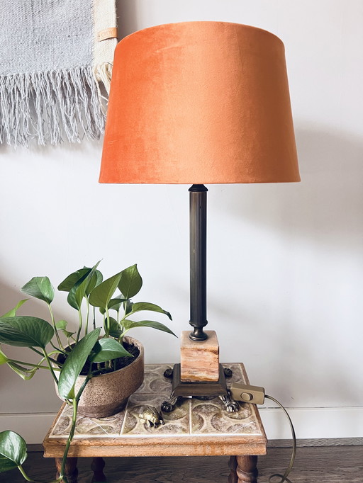 Table lamp with marble and brass base