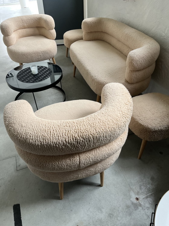 Image 1 of Beige, stoffen, vijfdelig salon met houten poten