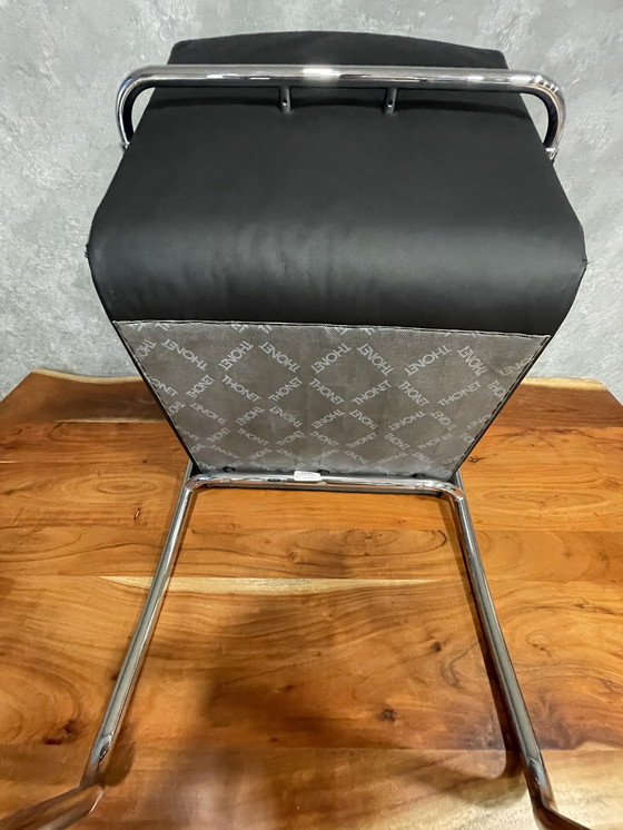 Image 1 of Thonet S60 V