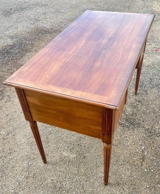 Image 1 of Escritorio plano estilo Luis XVI con 5 cajones